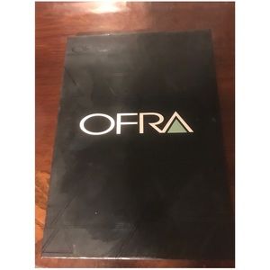 OFRA eyeshadow palette